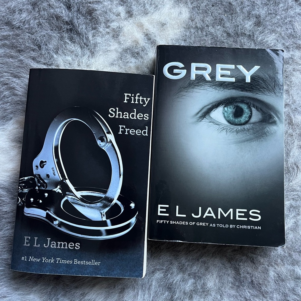 X2 Fifty Shades of Grey Books E.L James